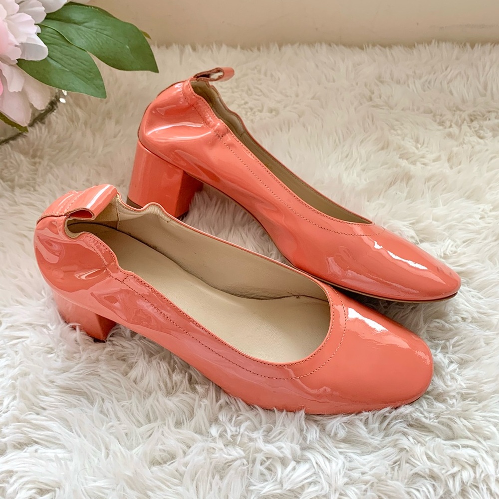 Everlane The Day Heel Patent Leather Chunky Heel Pumps in Coral Pink